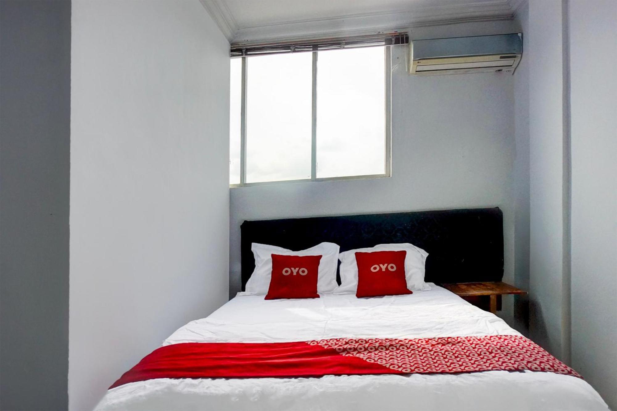 Hotel O Medan City Center Near Plaza Medan Fair Esterno foto