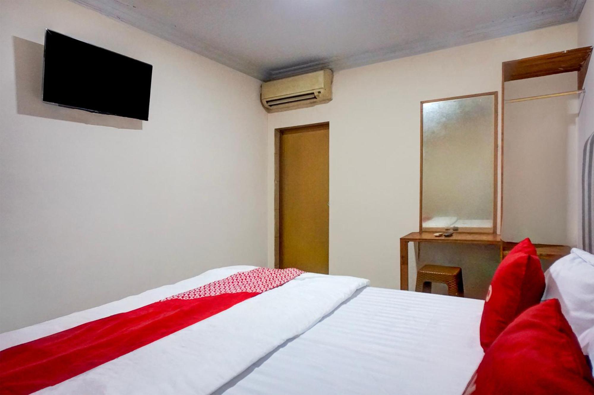 Hotel O Medan City Center Near Plaza Medan Fair Esterno foto