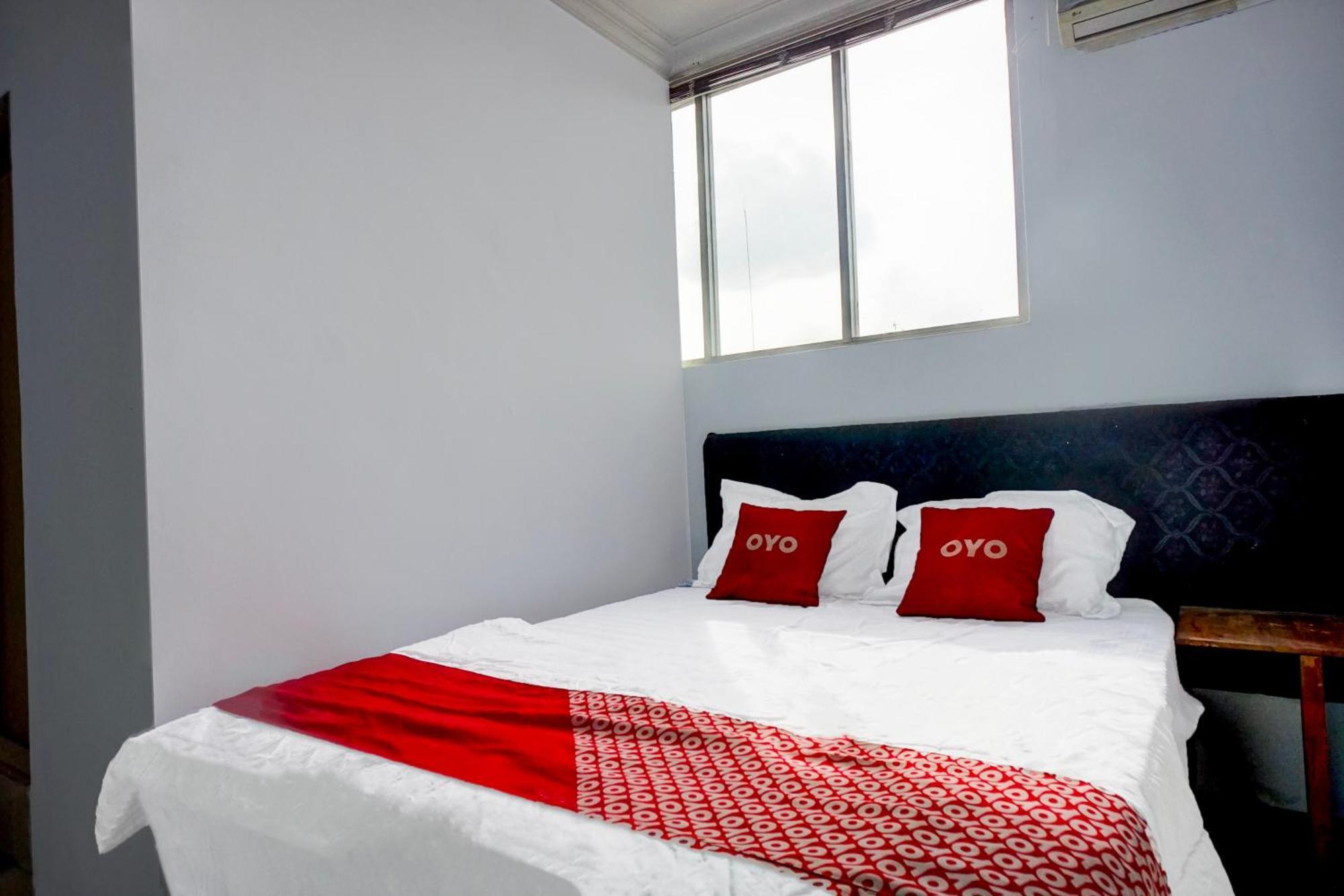 Hotel O Medan City Center Near Plaza Medan Fair Esterno foto