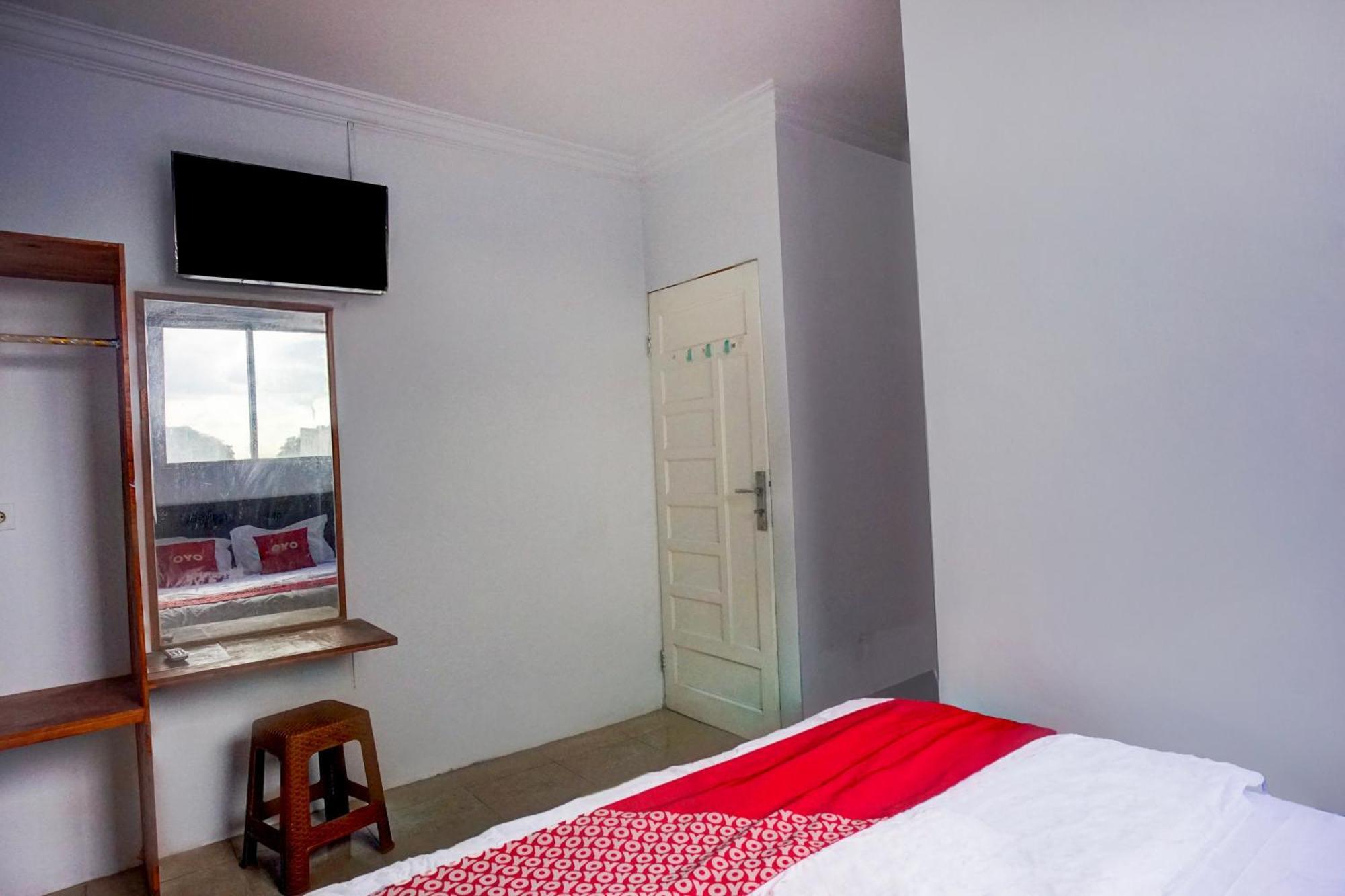Hotel O Medan City Center Near Plaza Medan Fair Esterno foto