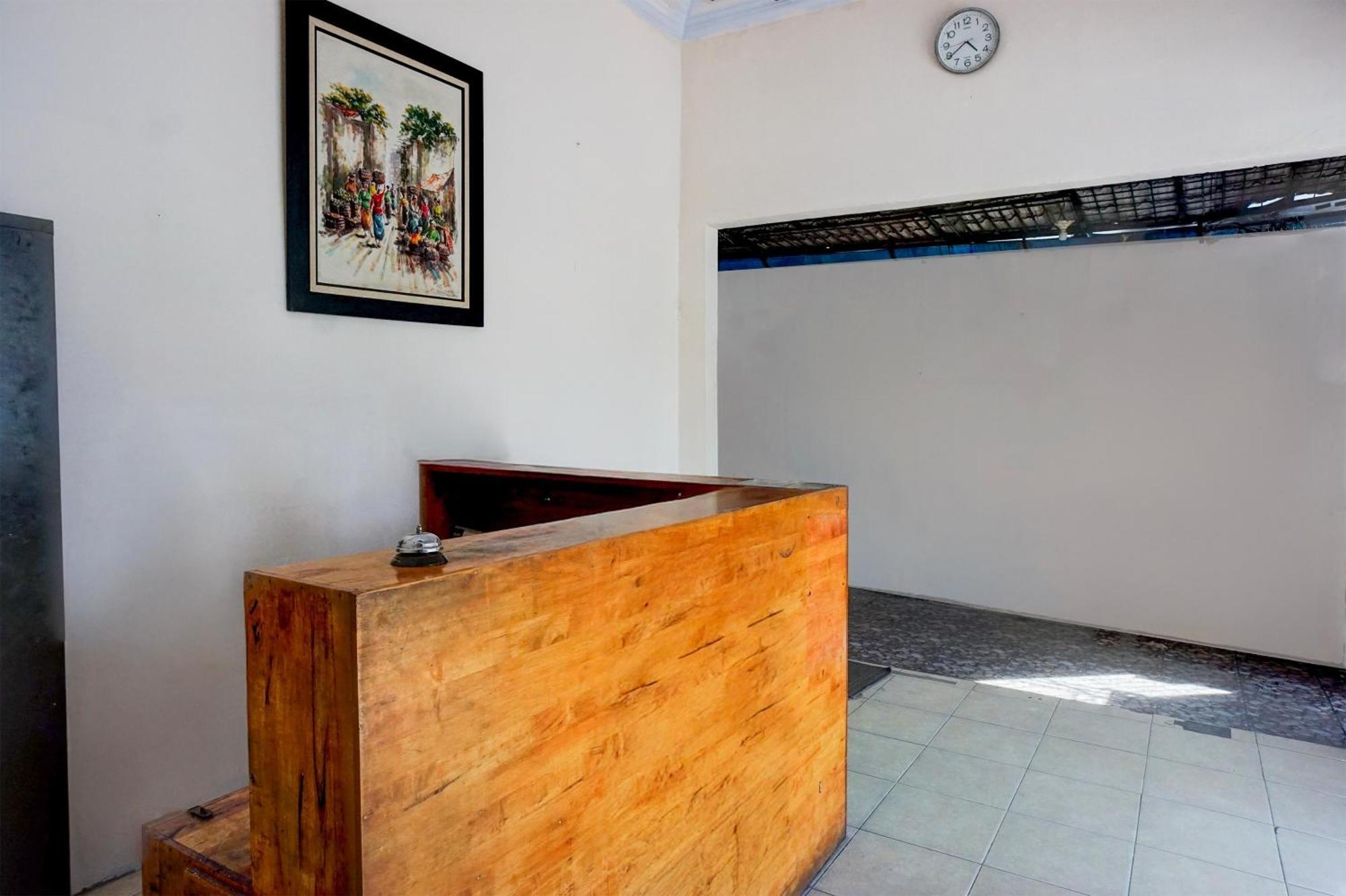Hotel O Medan City Center Near Plaza Medan Fair Esterno foto